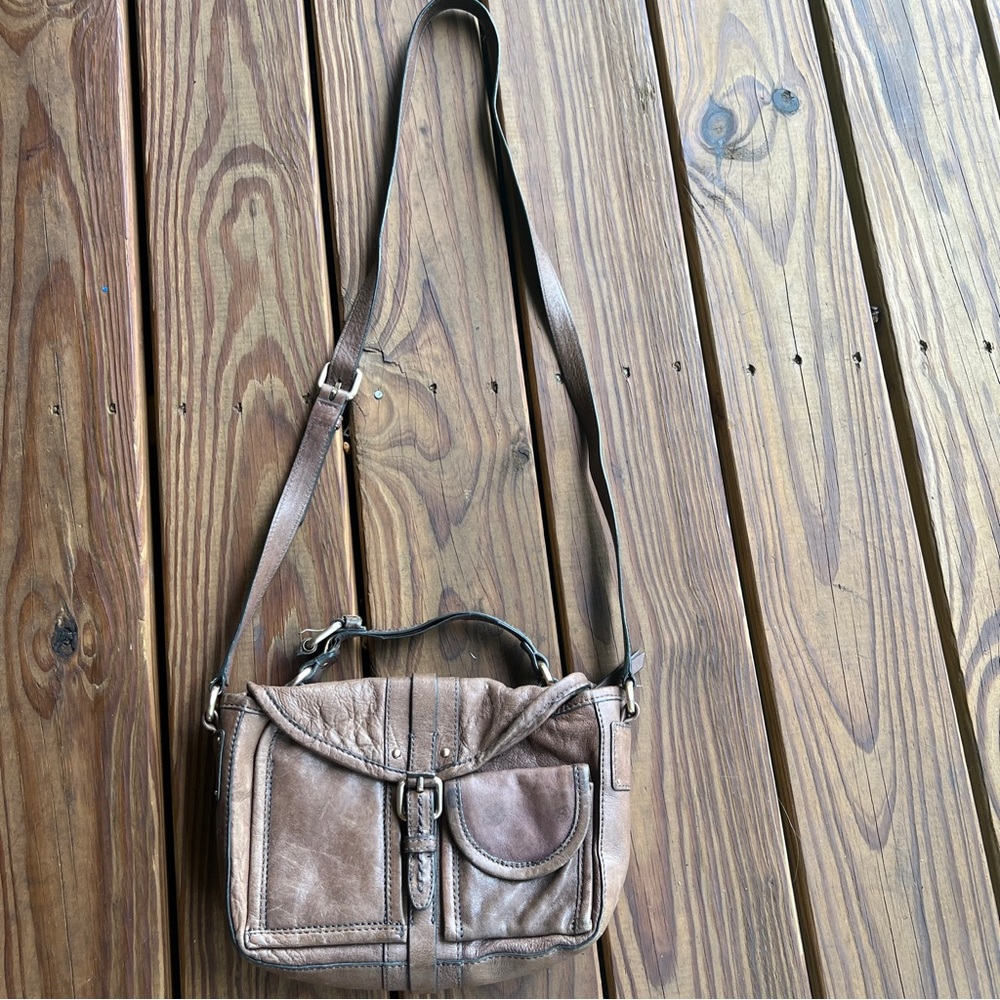 SCHULER & SONS PHILADELPHIA Leather Messenger Bag Tan Crossbody Purse